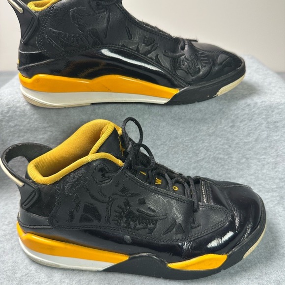 Jordan Kids Black Yellow Jumpman Basketball Shoes Size Unknown - Picture 5 of 13